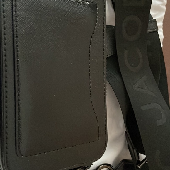 Marc Jacobs black camera bag - Picture 3 of 6